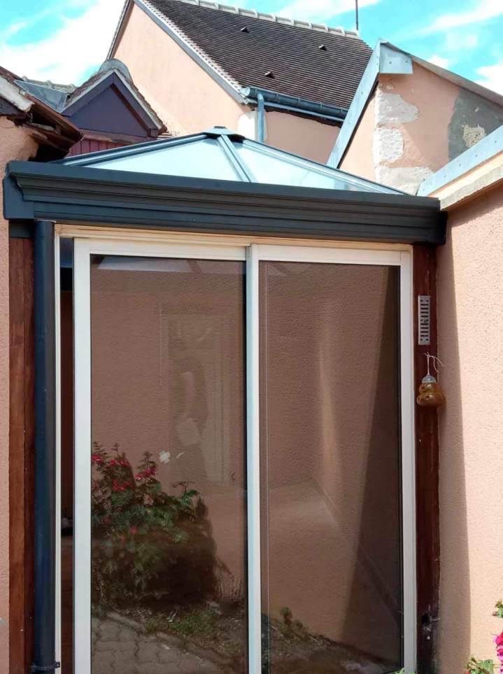 Spécialiste en conception de menuiseries aluminium Mamers